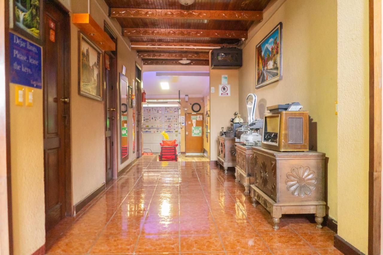 Euro Hostal Guatemala Exterior foto